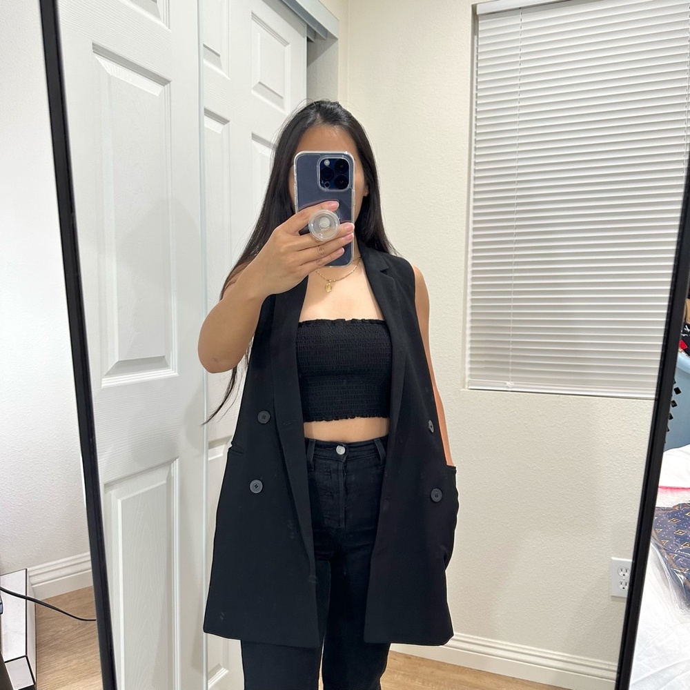 BCBGENERATION CREPE VEST